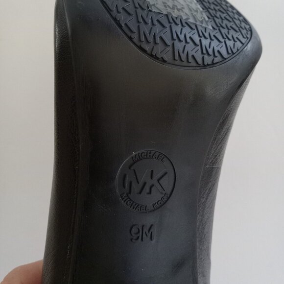 Michael Kors MK Sz 9 Mid Heel Pointed Closed-Toe Pumps - Picture 11 of 12